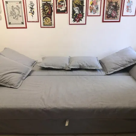A Casa Di Luca, Massimo Theater, Position